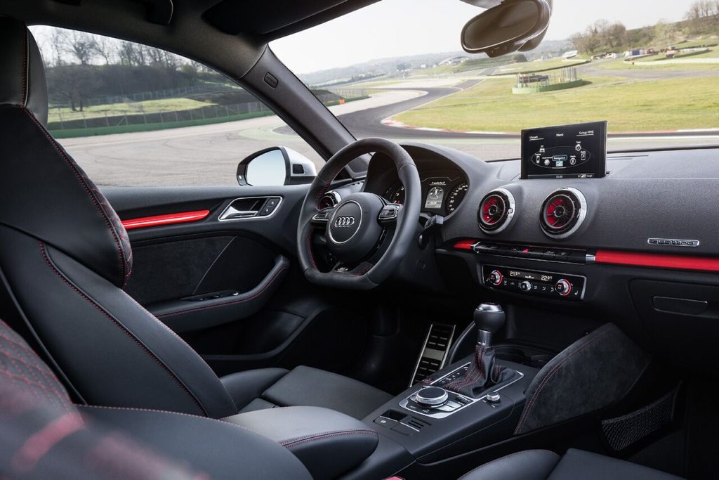 CABIN FEVER: New RS3 interior boasts quilted Nappa leather sport seats, MMI navigation plus with MMI touch and a whole heap of desirable style CABIN FEVER: New RS3 interior boasts quilted Nappa leather sport seats, MMI navigation plus with MMI touch and a whole heap of desirable style